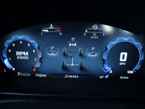 New 2025 Ford Bronco 4-Door image 4