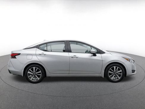 Used 2025 Nissan Versa SV FWD image 10