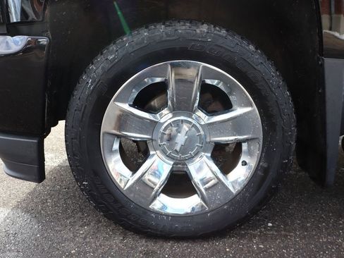 Used 2017 Chevrolet Silverado 1500 LTZ Z71 w/ LTZ Plus Package image 27