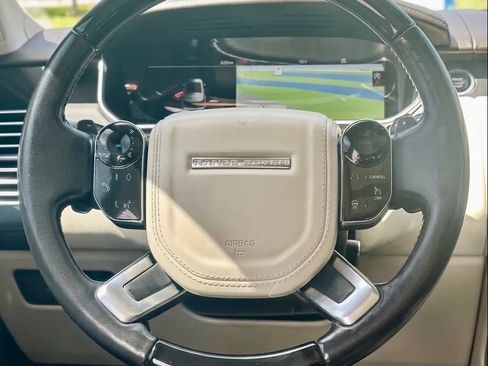 Used 2019 Land Rover Range Rover HSE AWD/4WD image 16