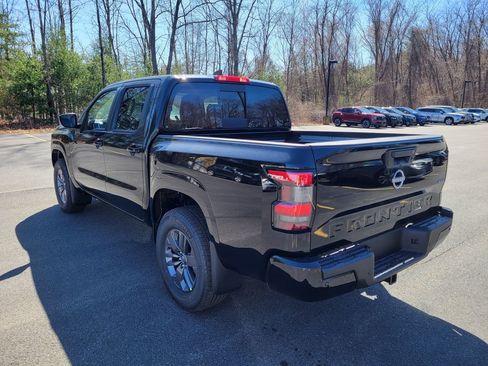 New 2025 Nissan Frontier SV w/ SV Convenience Package image 9