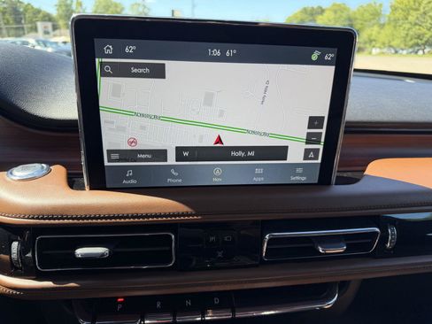 Used 2022 Lincoln Aviator Reserve w/ Equipment Group 201A AWD/4WD image 22