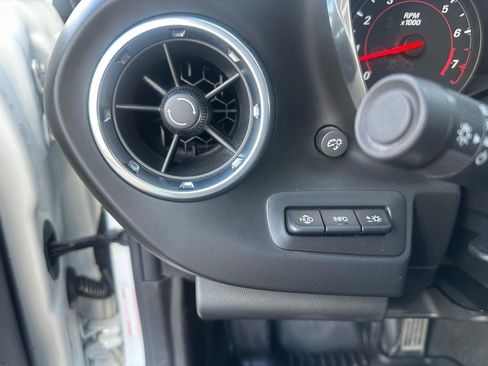 Used 2019 Chevrolet Camaro ZL1 image 22