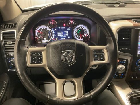 Used 2016 RAM 1500 Laramie w/ Convenience Group image 20