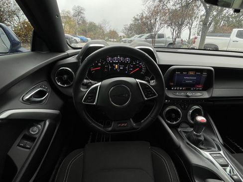 Used 2019 Chevrolet Camaro SS image 11
