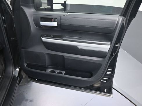 Used 2019 Toyota Tundra Limited AWD/4WD image 29