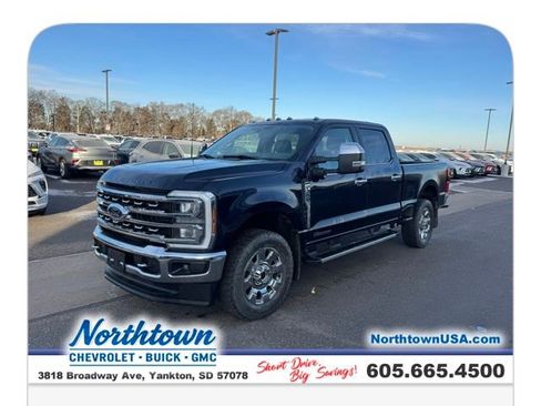 Used 2024 Ford F350 Lariat w/ Chrome Package image 29