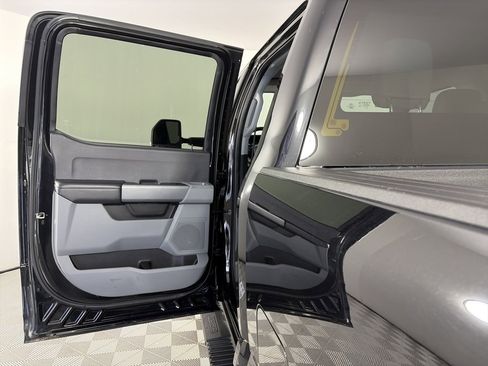 Certified 2023 Ford F250 XL w/ STX Appearance Package image 12