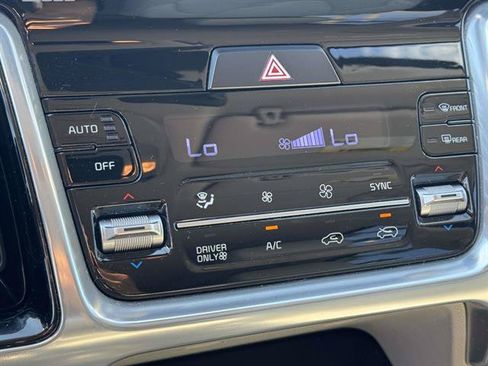 Used 2024 Kia Sorento SX Prestige AWD/4WD image 41