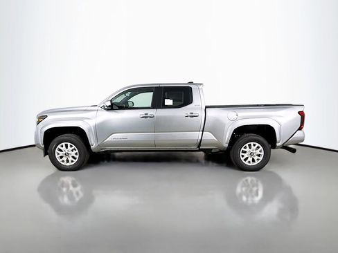 New 2026 Toyota Tacoma SR5 AWD/4WD image 4