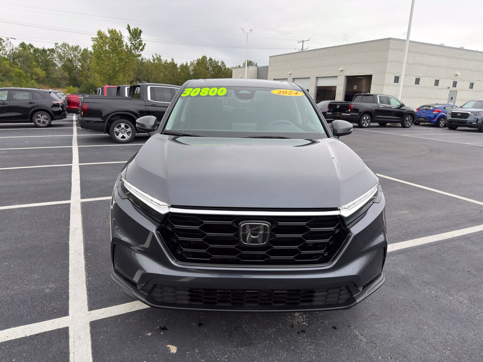 Used 2024 Honda CR-V EX image 9