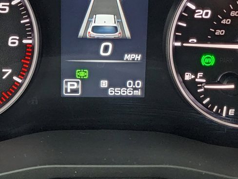 Certified 2025 Subaru Ascent Limited w/ Popular Package #1 image 7