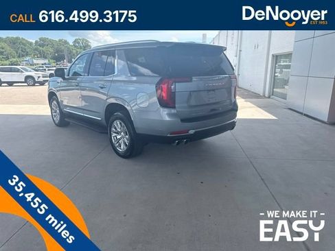 Used 2025 GMC Yukon Denali AWD/4WD image 6