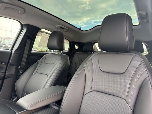 New 2025 Ford Mustang Mach-E Premium image 22