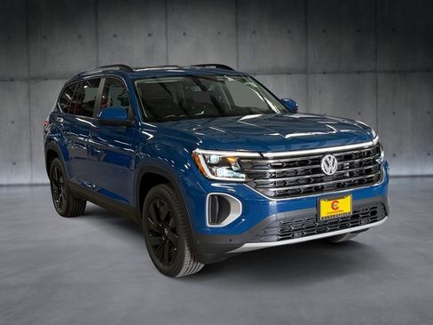 New 2026 Volkswagen Atlas SE FWD image 7
