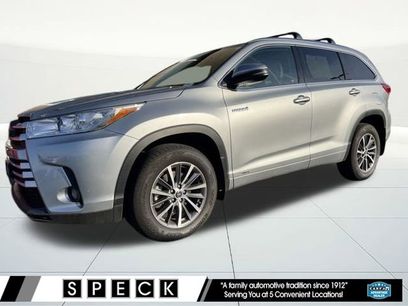 Used 2017 Toyota Highlander XLE