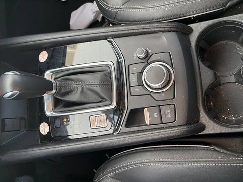 Used 2025 MAZDA CX-5 AWD 2.5 S w/ Preferred Package image 13