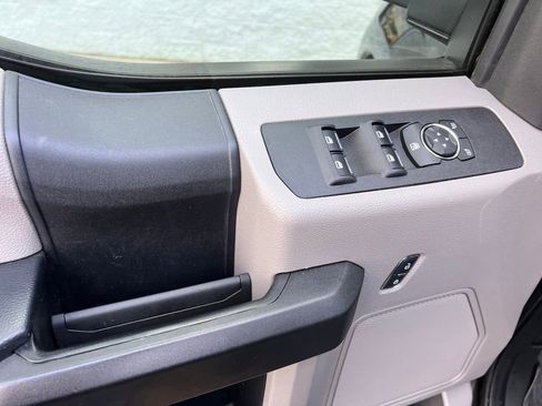 Used 2018 Ford F250 XL w/ STX Appearance Package image 13