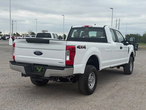 Used 2019 Ford F250 XL w/ XL Value Package image 5