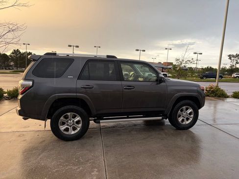 Used 2023 Toyota 4Runner SR5 AWD/4WD image 13