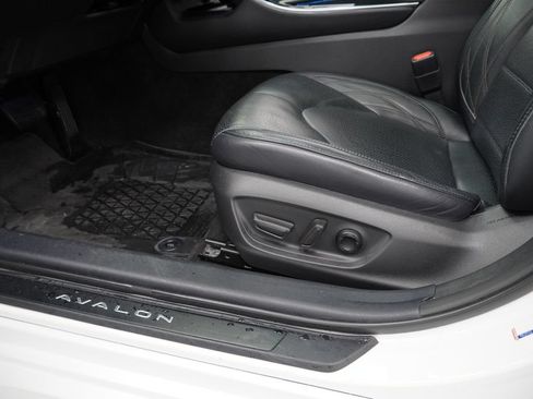Used 2021 Toyota Avalon Limited w/ Advanced Safety Package FWD image 45