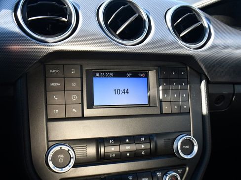 Used 2019 Ford Mustang GT image 23