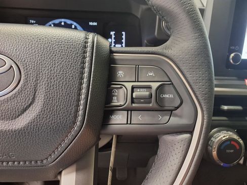 New 2026 Toyota 4Runner SR5 AWD/4WD image 20