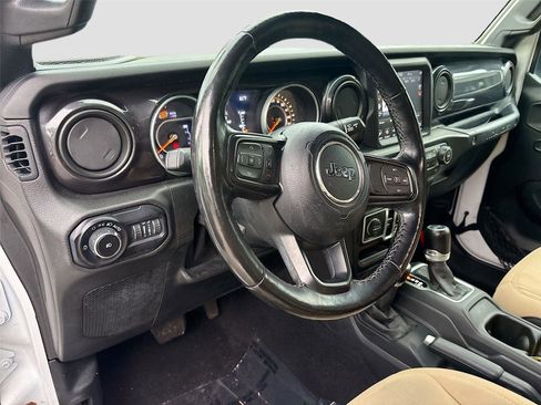 Used 2020 Jeep Wrangler Unlimited Sport AWD/4WD image 9