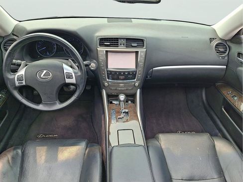 Used 2013 Lexus IS 250C RWD image 9