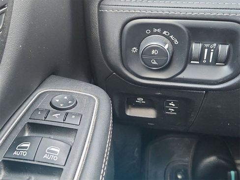 Used 2022 RAM 1500 Limited w/ Body Color Bumper Group image 18