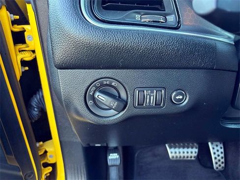 Used 2017 Dodge Challenger SRT w/ Technology Group image 20