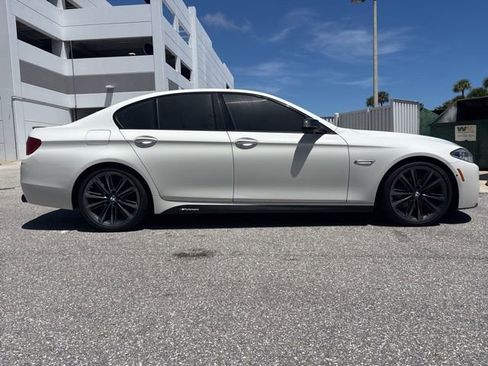Used 2016 BMW 550i Sedan image 2