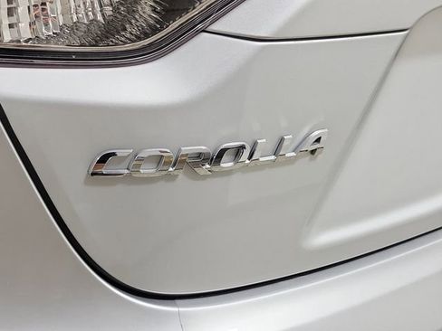 Used 2023 Toyota Corolla LE FWD image 9