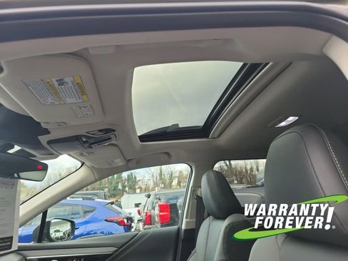 Certified 2025 Subaru Outback Onyx Edition image 13