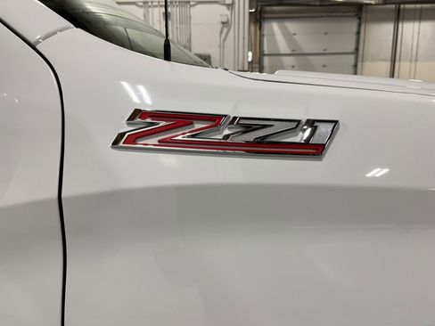 Certified 2019 Chevrolet Silverado 1500 LTZ w/ LTZ Plus Package image 12