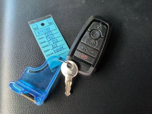 Used 2022 Ford F150 XLT w/ Equipment Group 302A High image 11