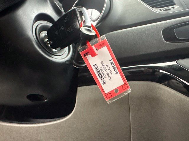 Used 2015 Kia Sedona LX w/ LX Convenience Package FWD image 31