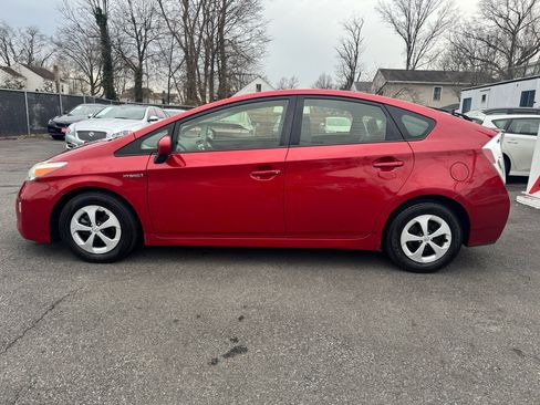 Used 2014 Toyota Prius Three image 4