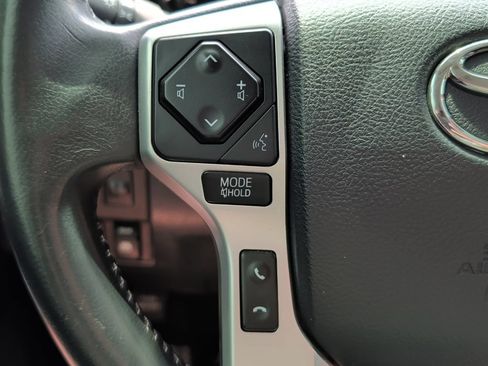 Used 2018 Toyota Tundra Platinum AWD/4WD image 12
