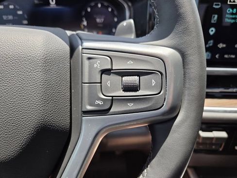 Used 2026 Chevrolet Silverado 1500 LT Trail Boss w/ Convenience Package II AWD/4WD image 33
