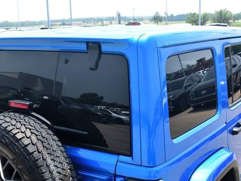 Used 2024 Jeep Wrangler Unlimited Sahara AWD/4WD image 13