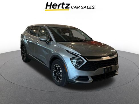 Used 2024 Kia Sportage LX FWD image 1