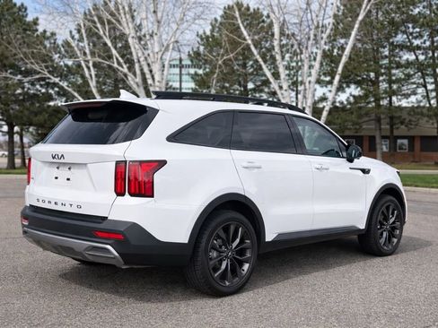 Used 2022 Kia Sorento SX Prestige image 8