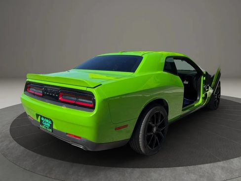 Used 2017 Dodge Challenger GT w/ Driver Convenience Group AWD/4WD image 8