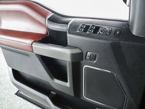 Used 2019 Ford F250 Platinum w/ Platinum Ultimate Package image 24