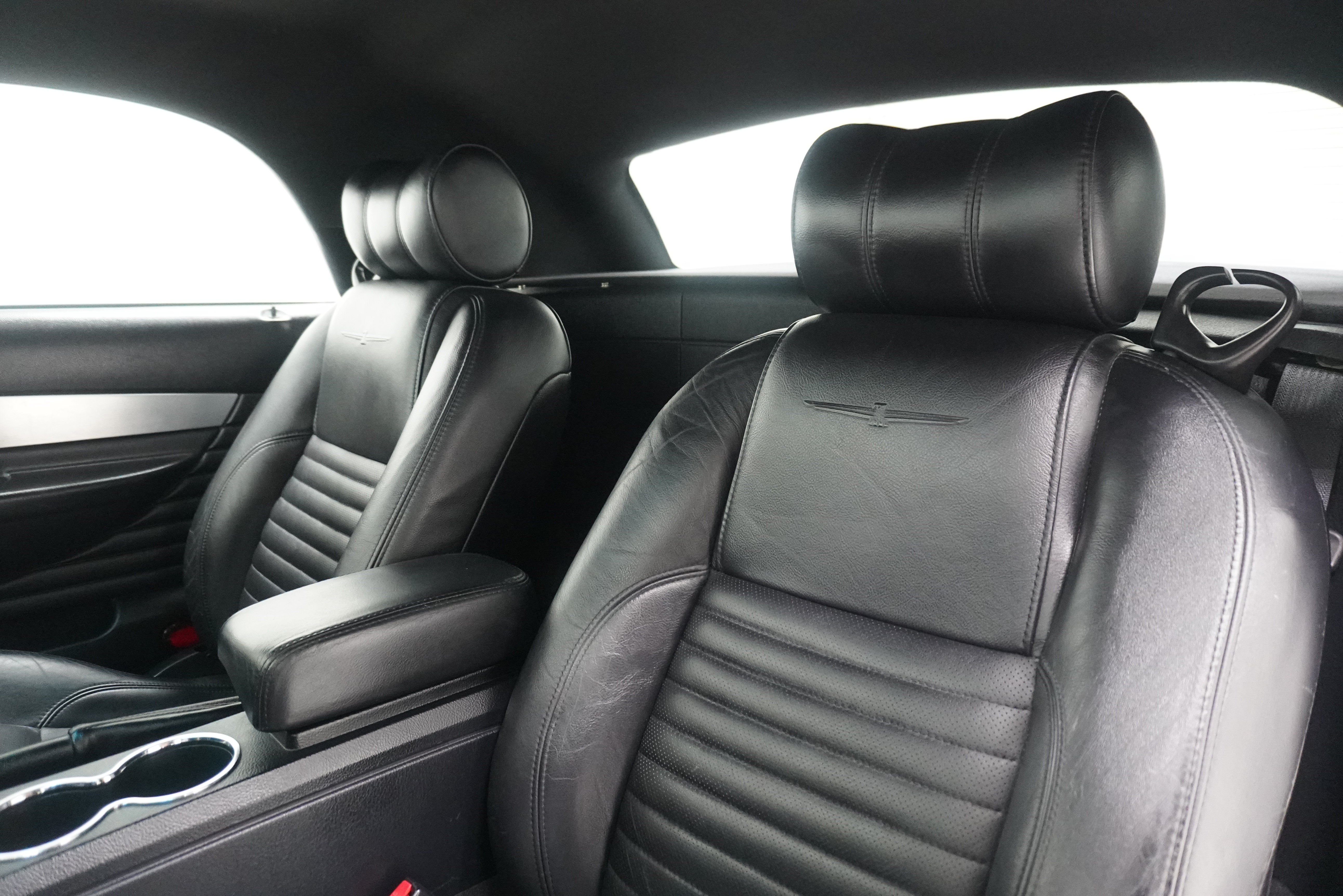 Used 2003 Ford Thunderbird RWD image 12
