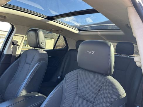 Used 2022 Buick Envision Preferred w/ Sport Touring Package image 18