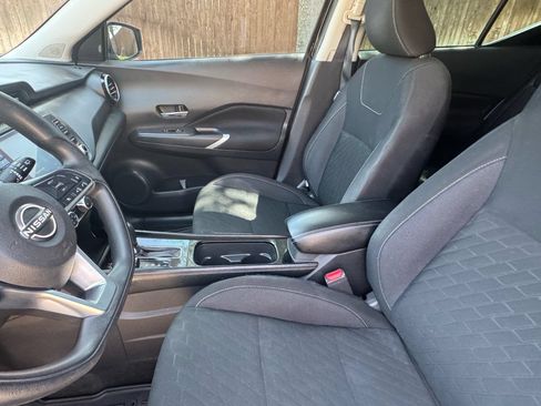 Used 2023 Nissan Kicks SV FWD image 22