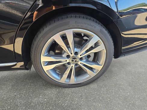 Used 2018 Mercedes-Benz C 300 Sedan image 32