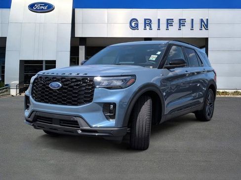 New 2026 Ford Explorer ST-Line RWD image 11